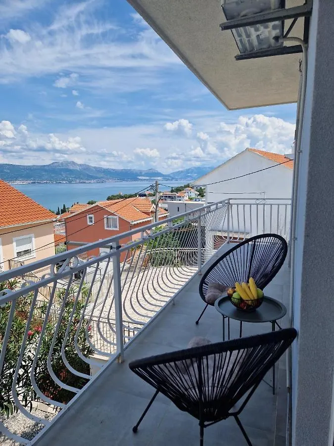 Apartment Denis Trogir