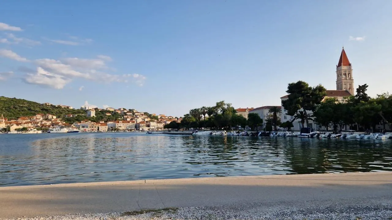 Apartment Denis Trogir