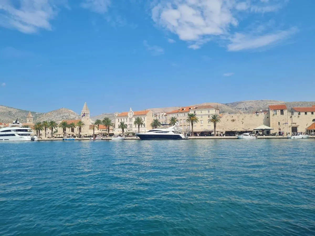 Apartment Denis Trogir 0*,  Croatia